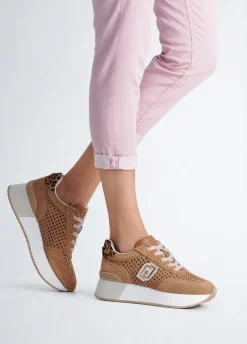 Sneakers platform traforate