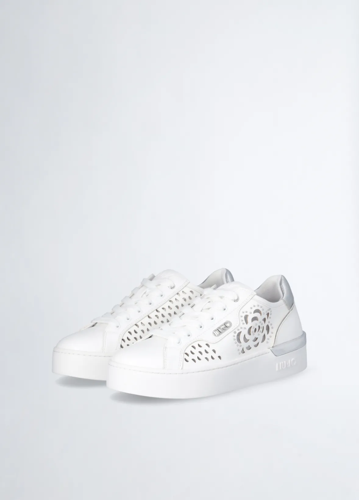 Sneakers traforate