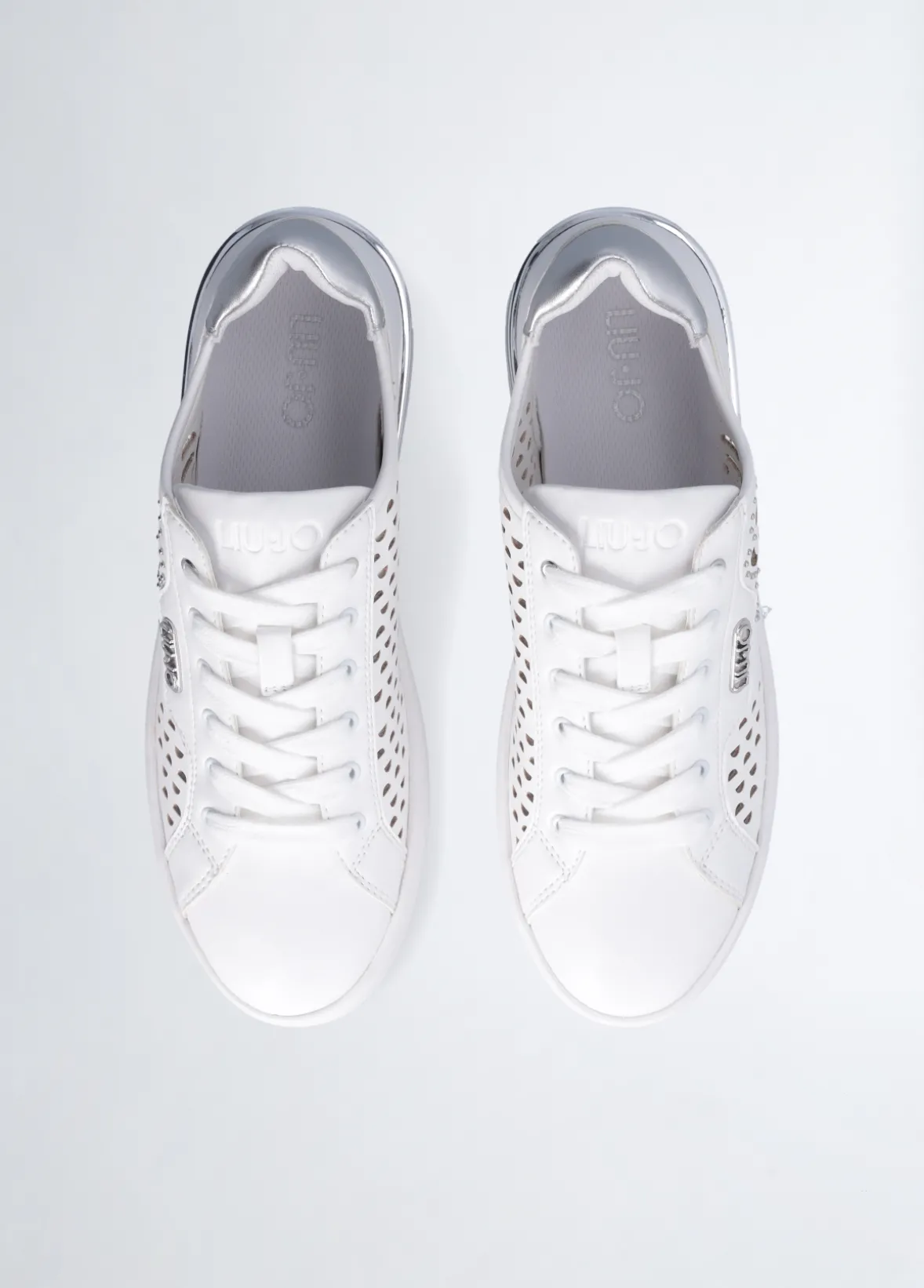 Sneakers traforate