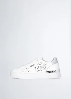 Sneakers traforate
