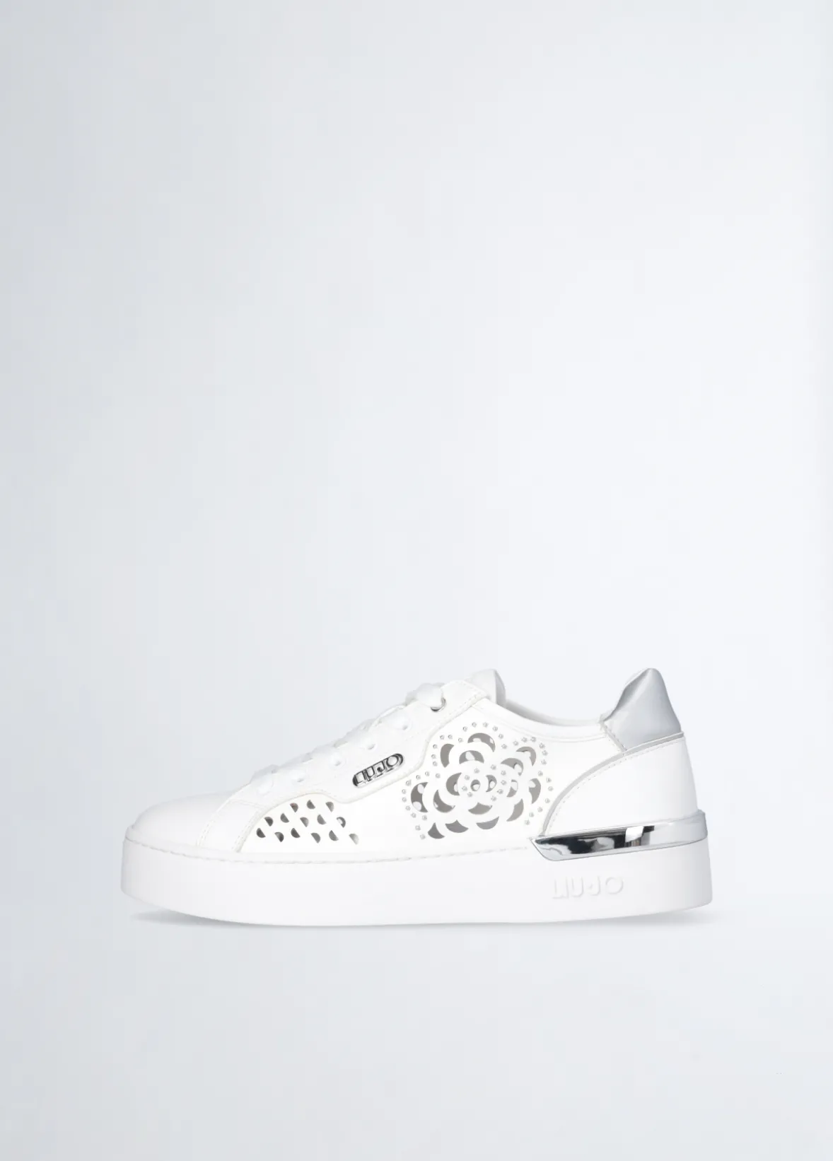 Sneakers traforate