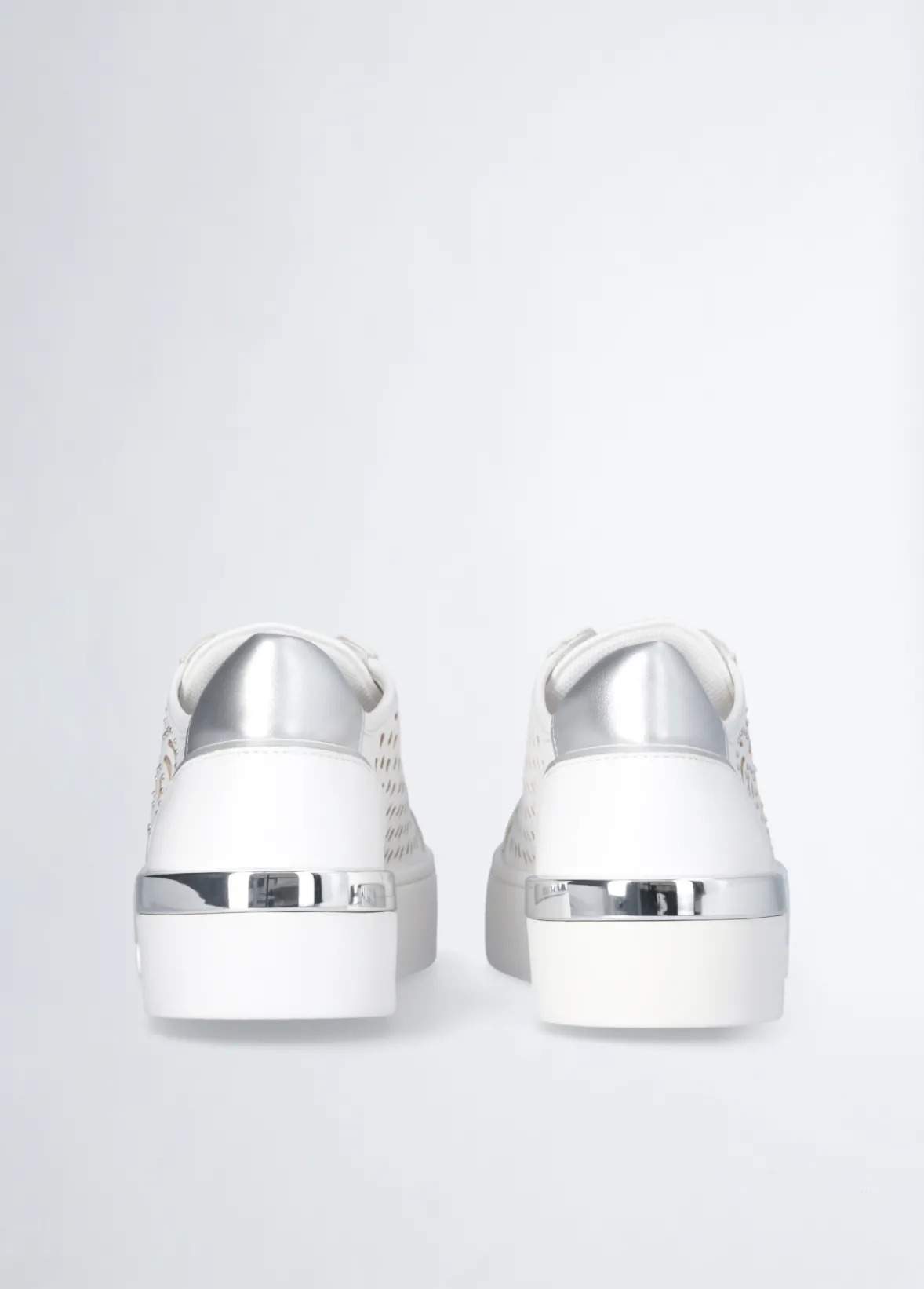 Sneakers traforate