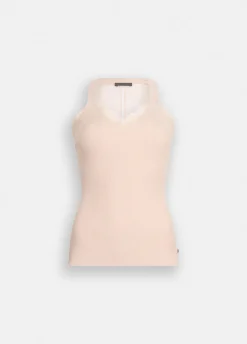 Top con pizzo