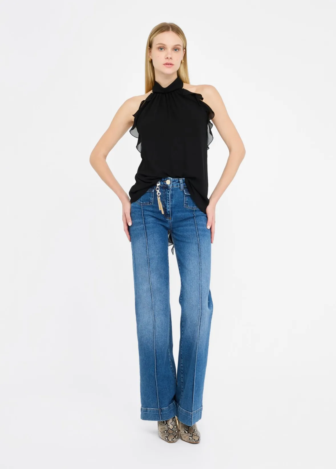 Top elegante con rouches