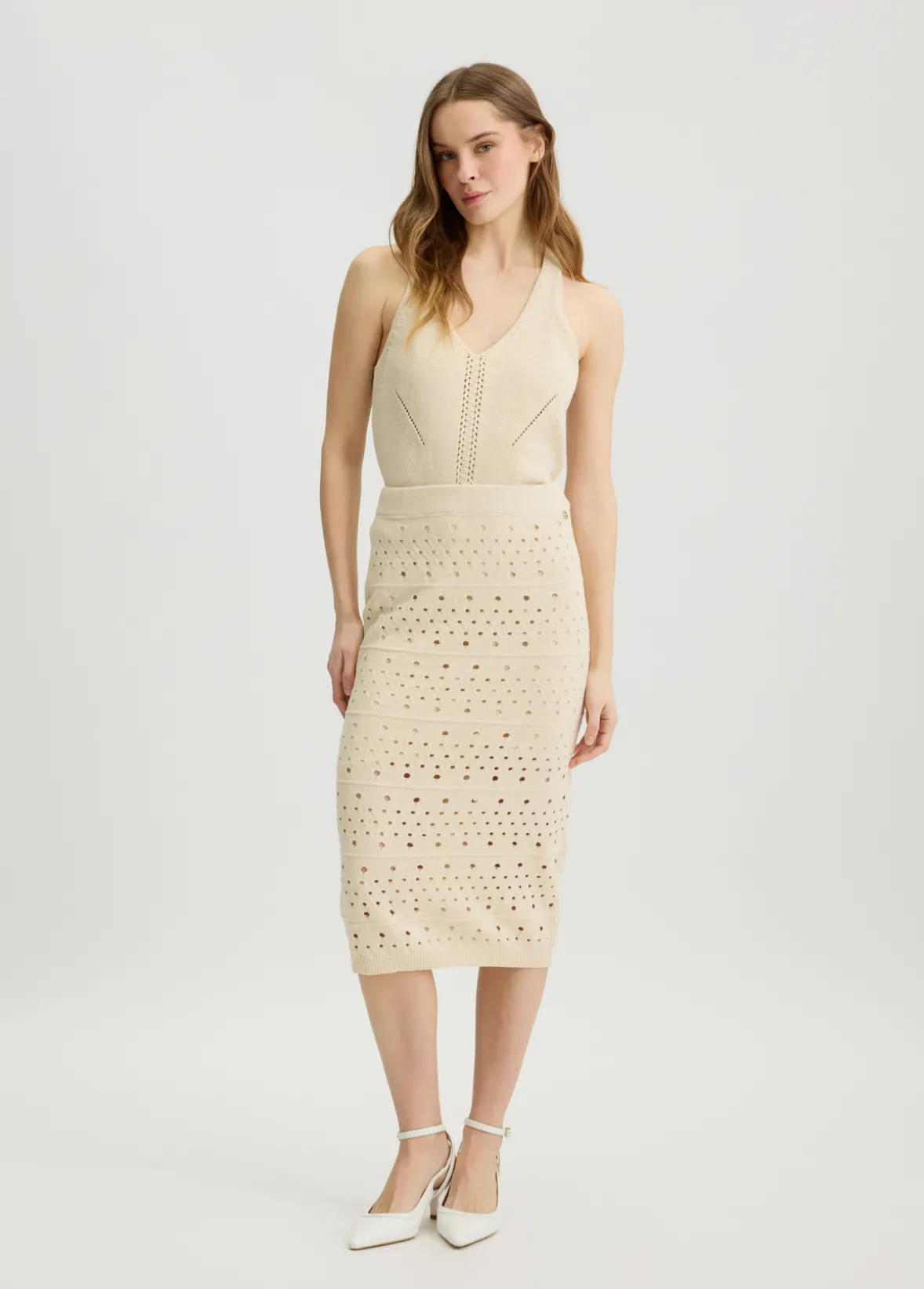 Top in maglia con cut-out