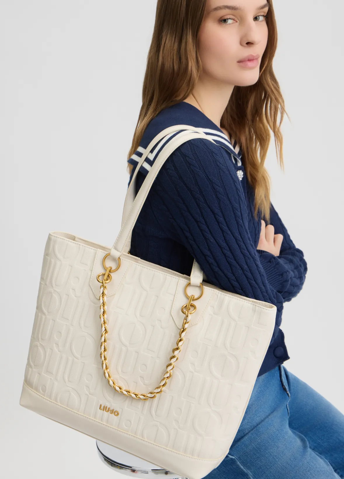 Tote bag media con catena decorativa