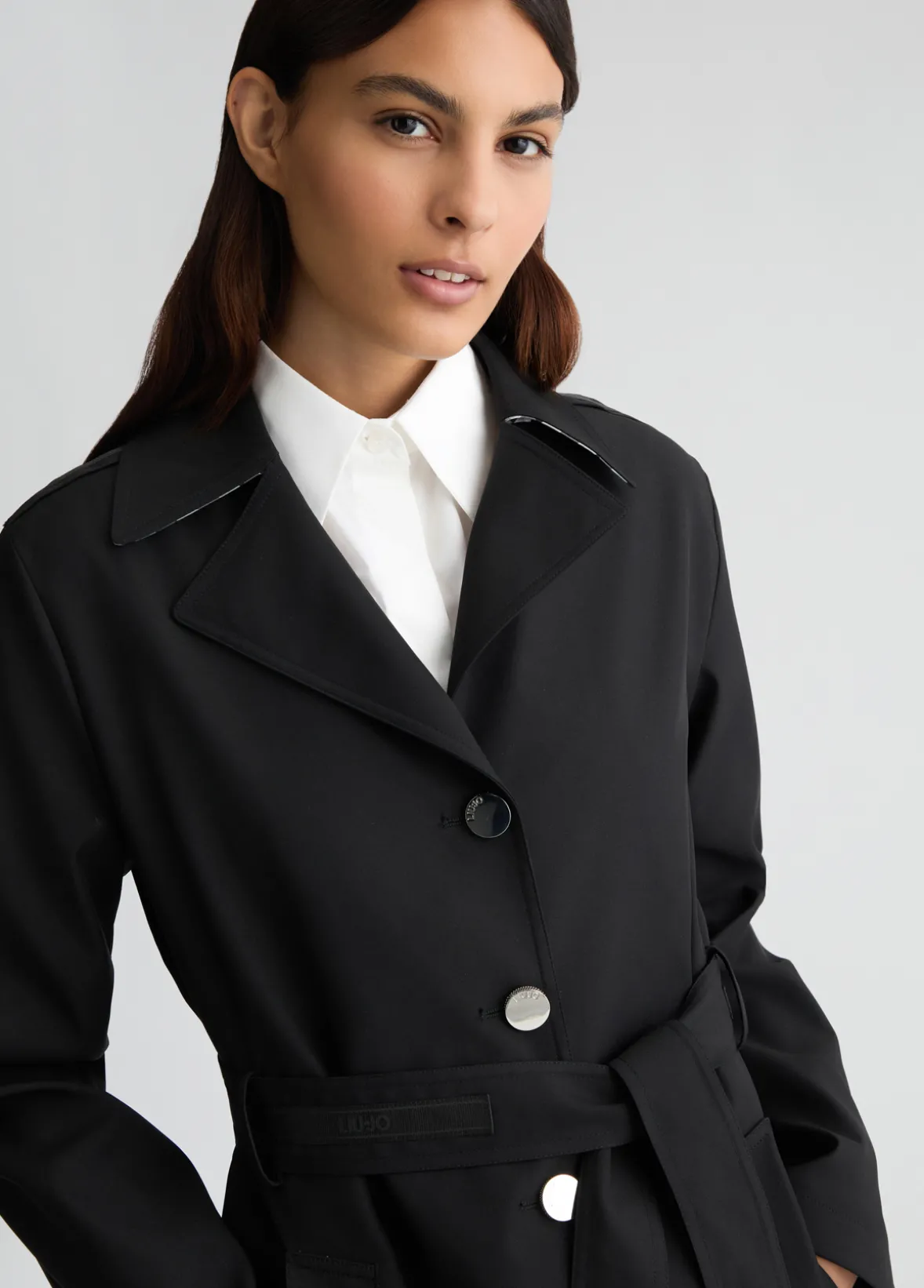 Trench con cintura