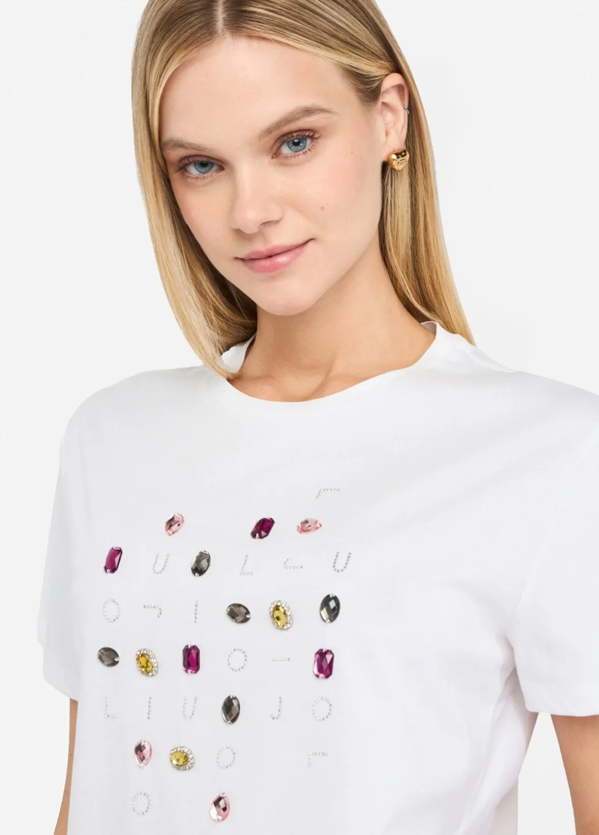 T-shirt con applicazioni