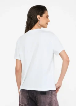 T-shirt con applicazioni