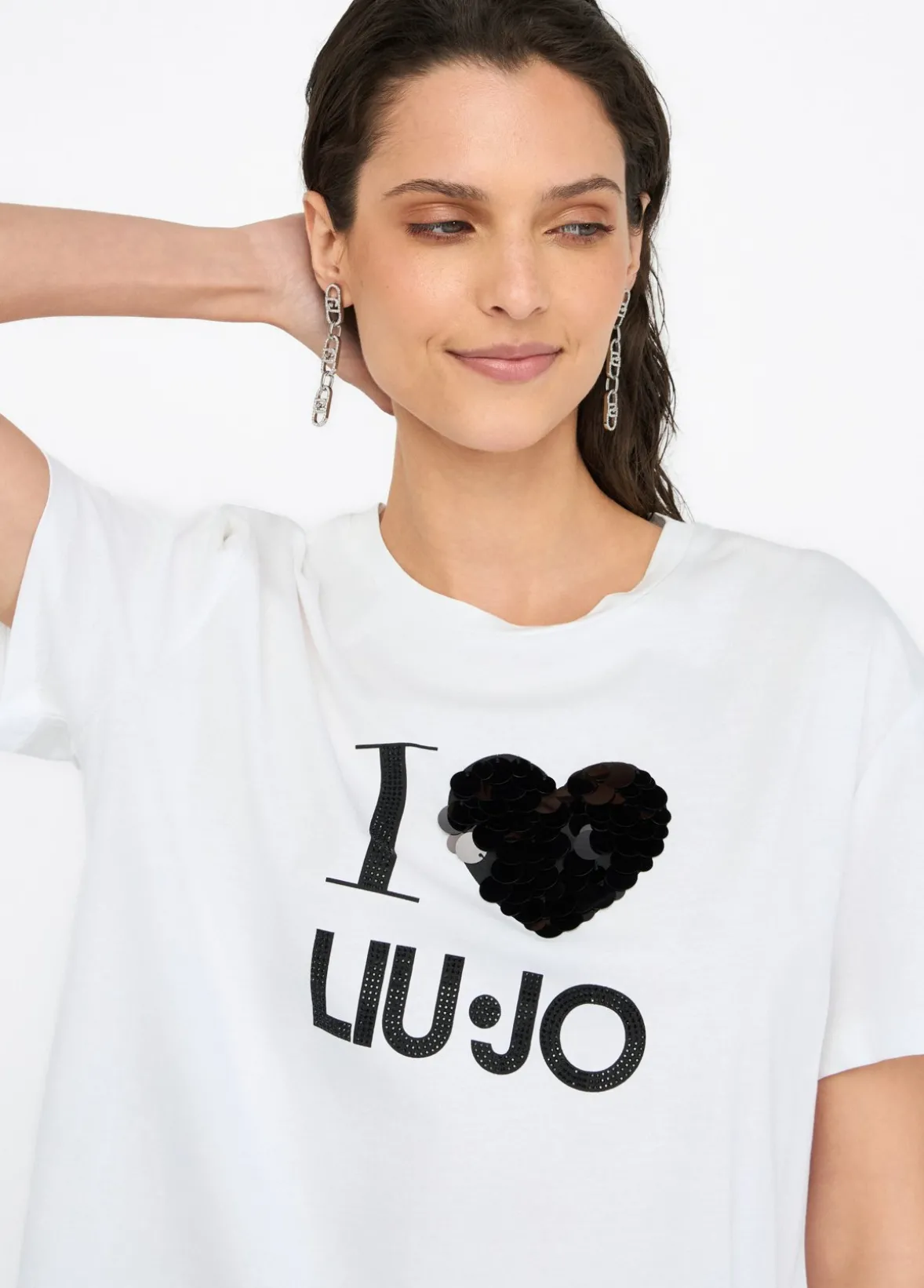 T-shirt con applicazioni