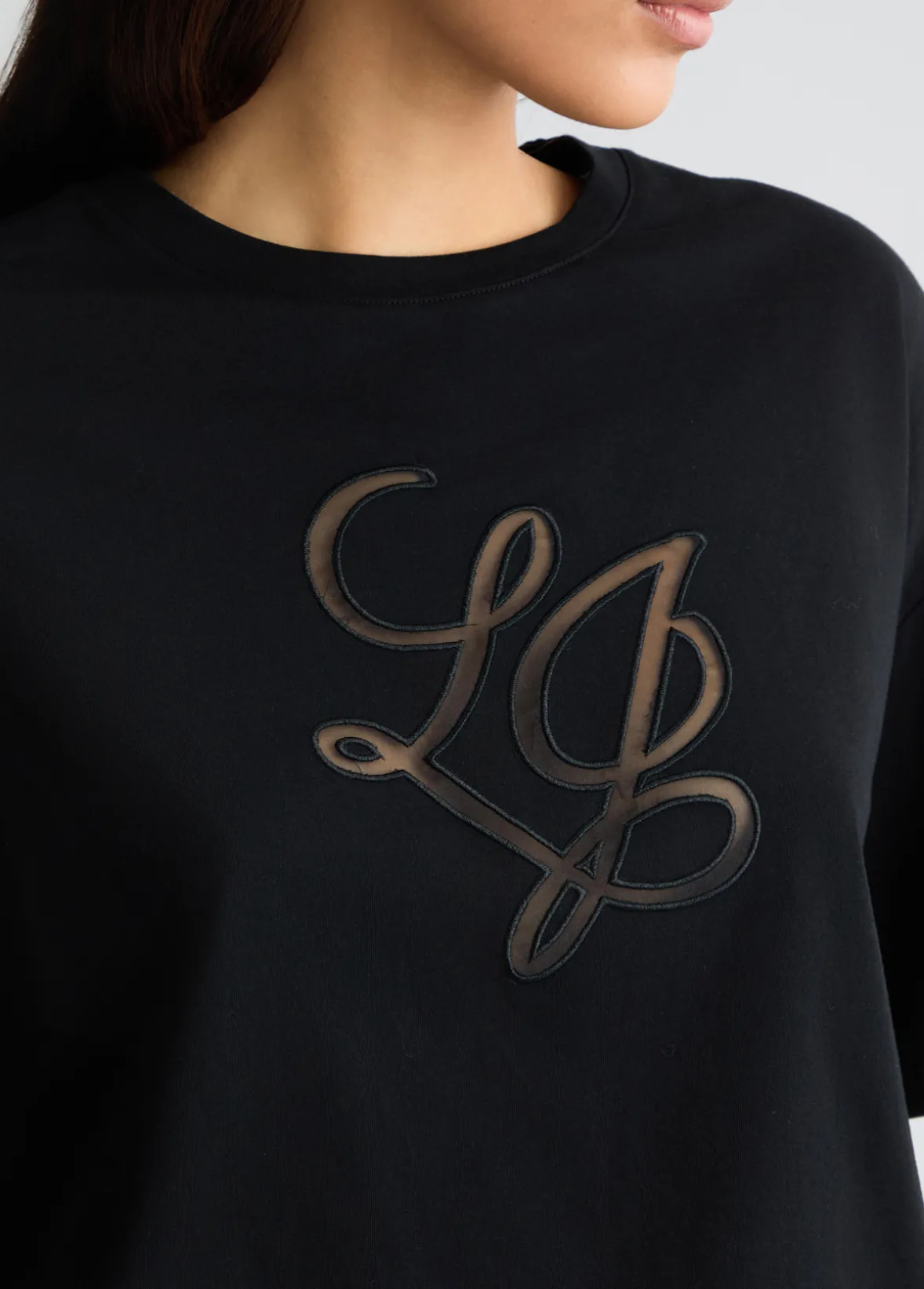 T-shirt con dettagli in organza