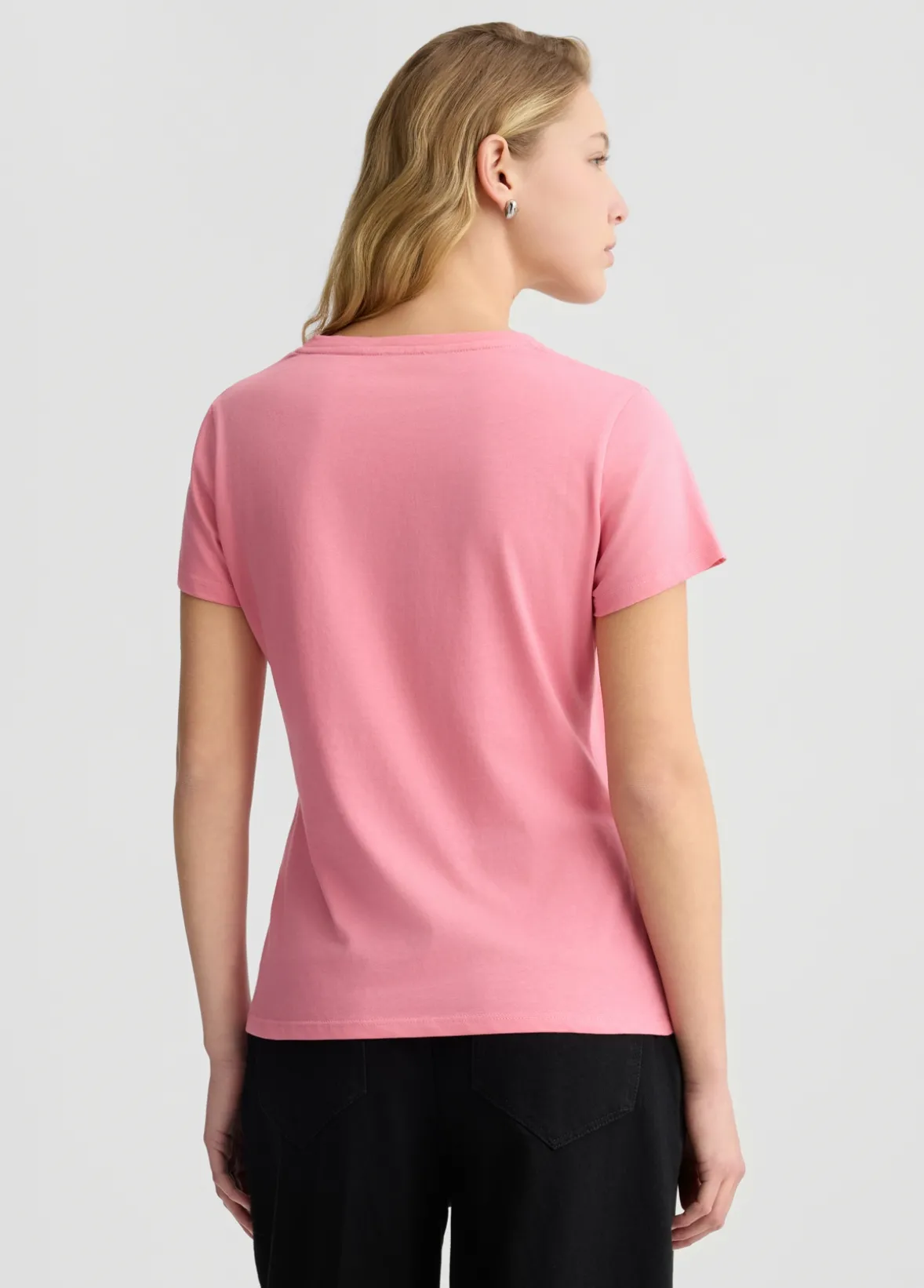 T-shirt con logo e strass