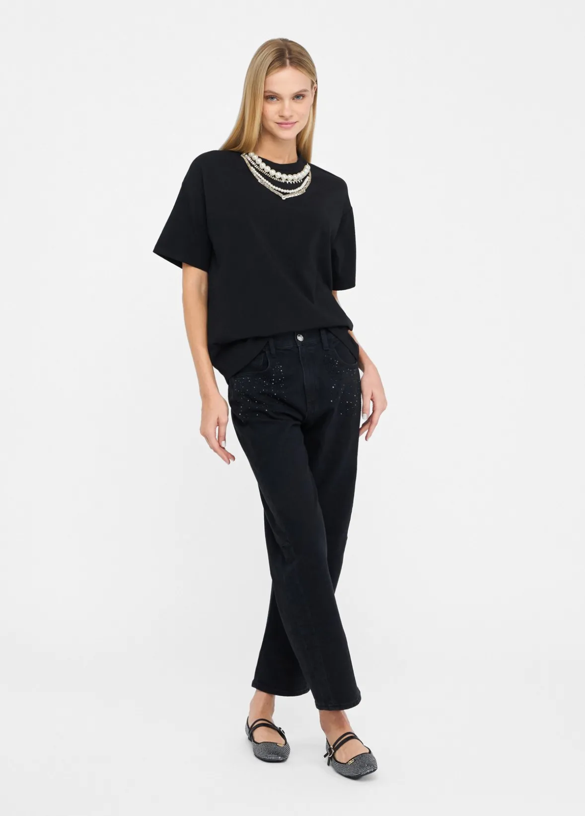 T-shirt con perle e strass