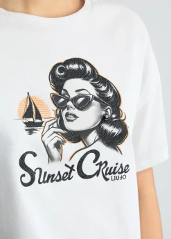 T-shirt con stampa e strass