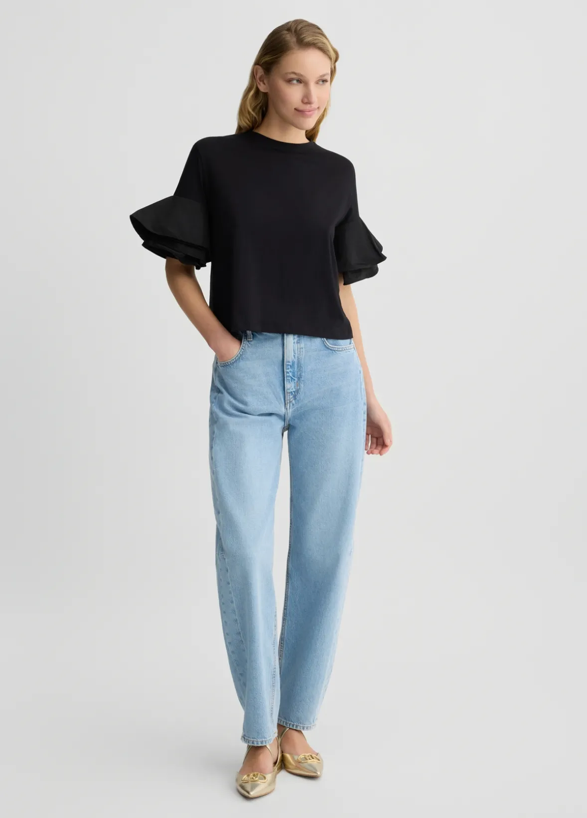 T-shirt con volant