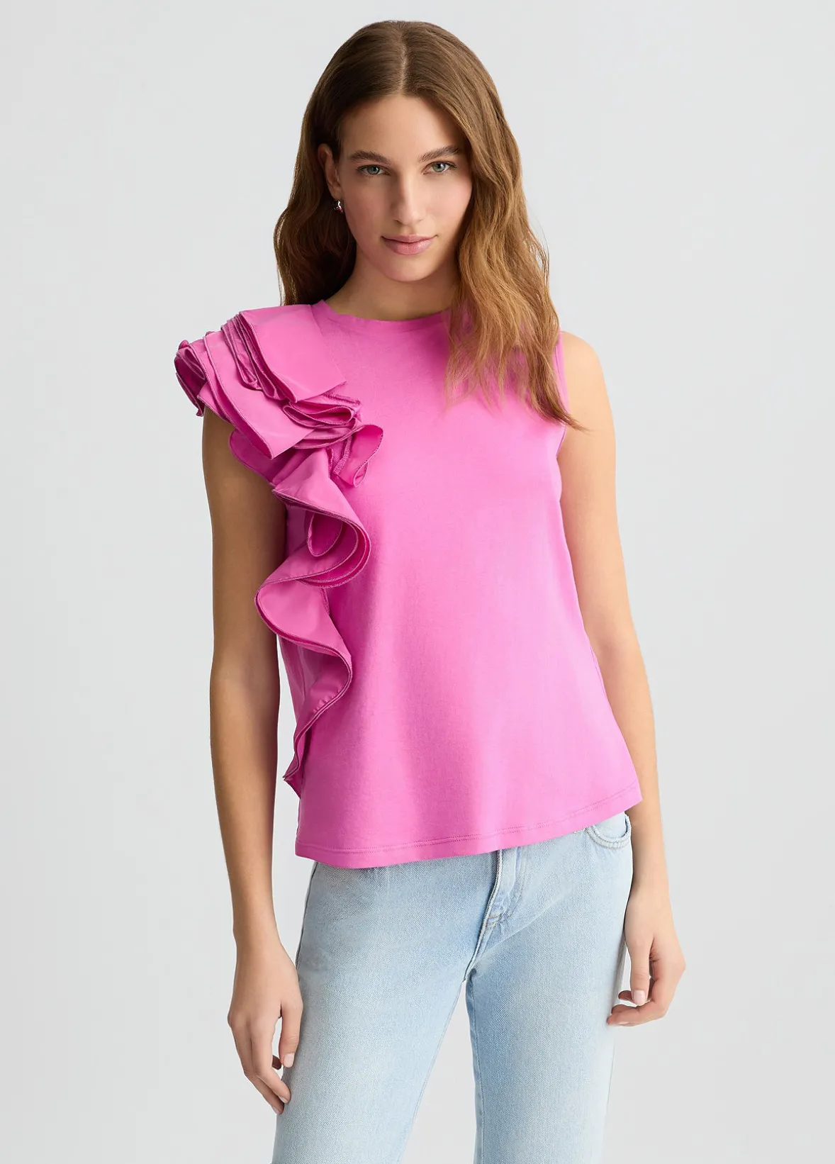 T-shirt con volant