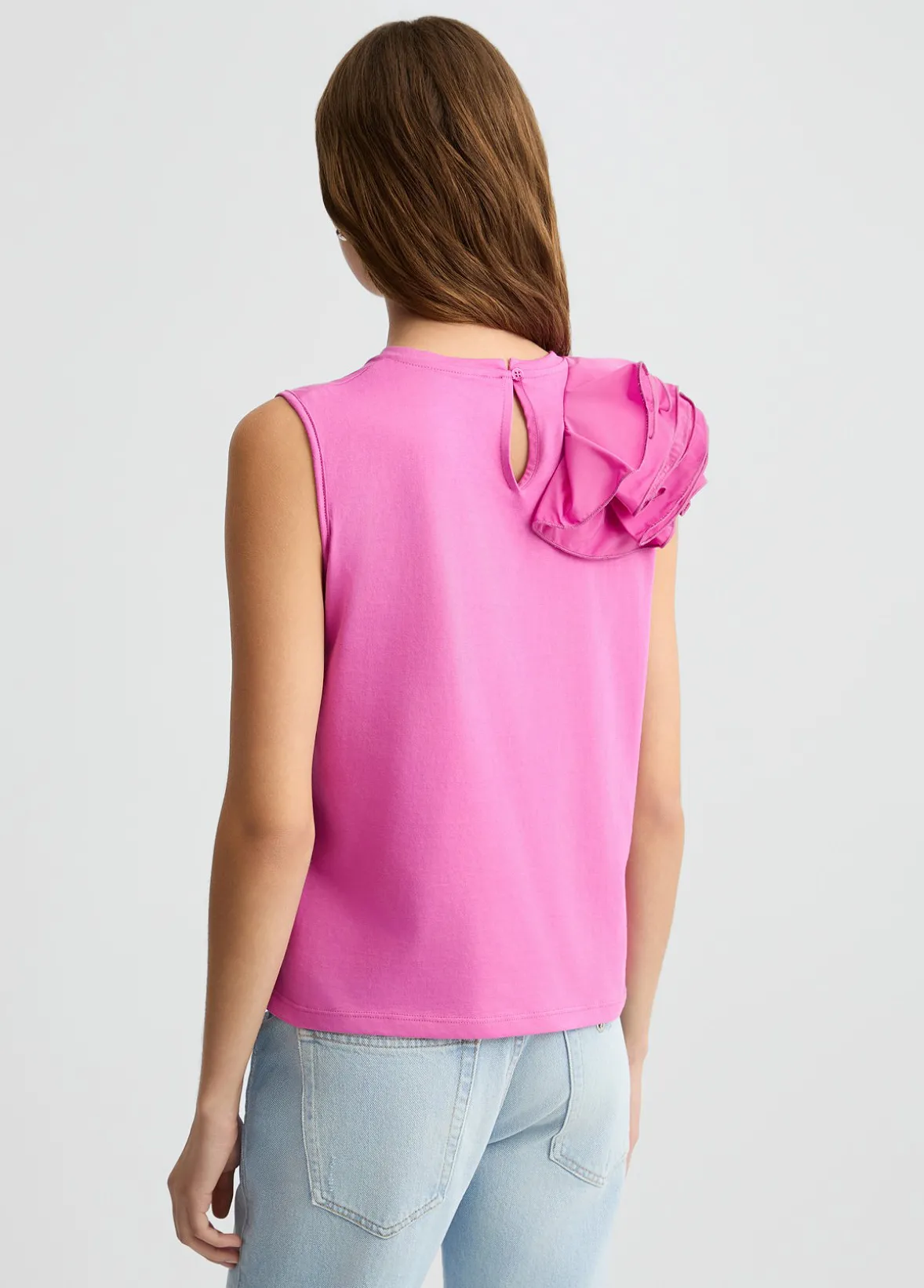 T-shirt con volant