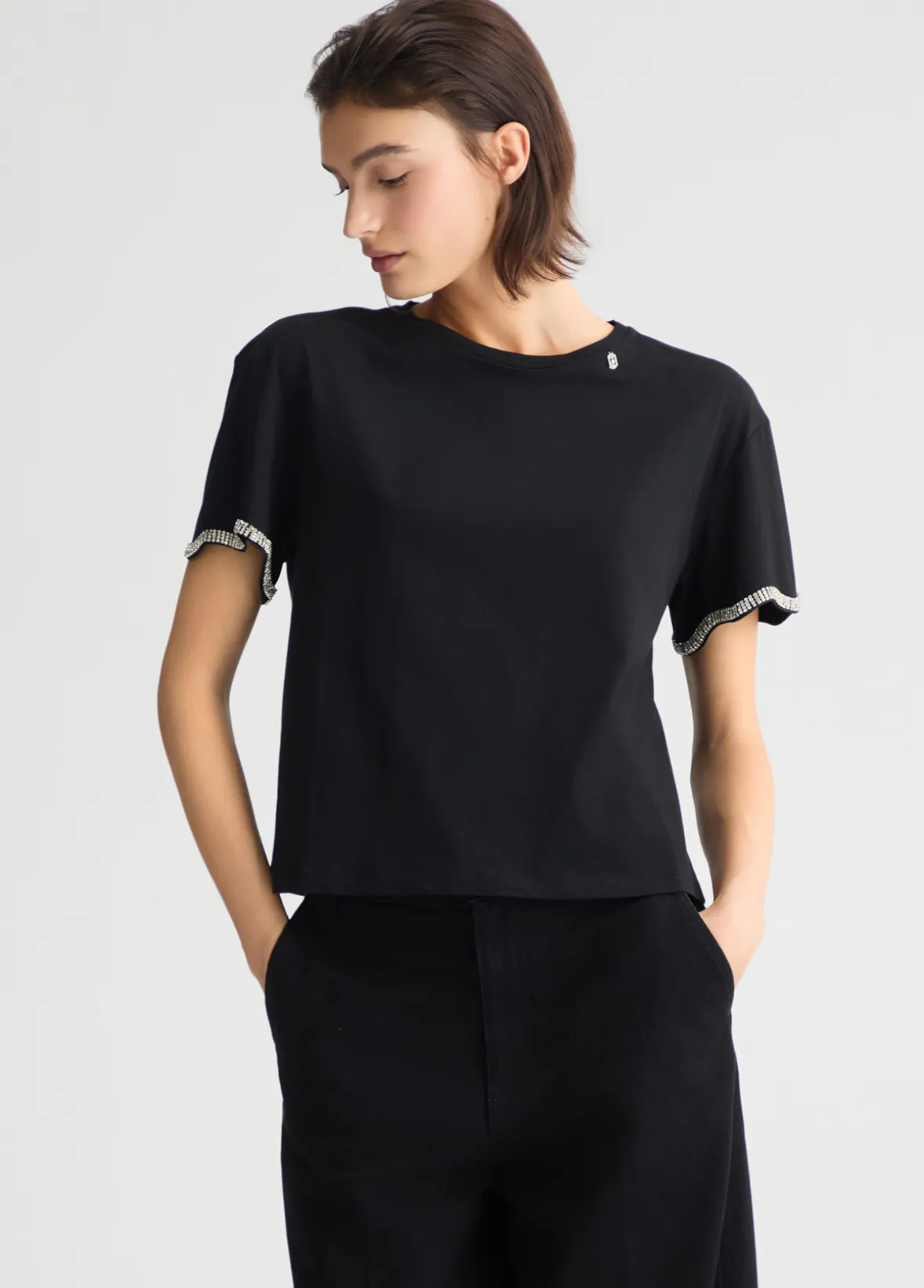 T-shirt in cotone con strass