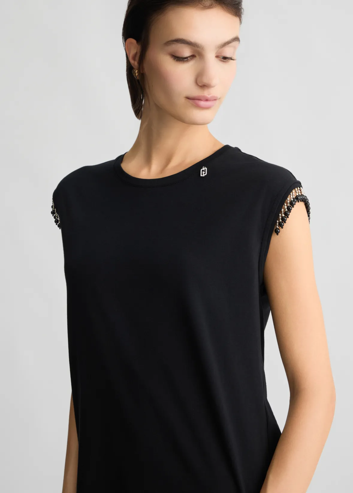 T-shirt in jersey con perline