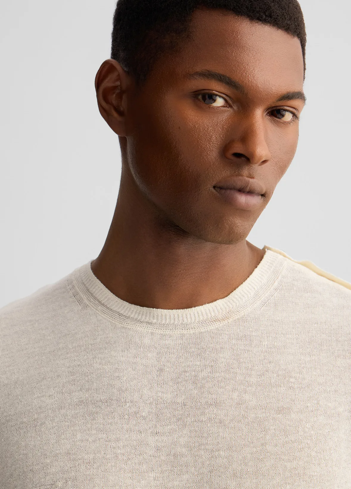 T-shirt in lino e cotone